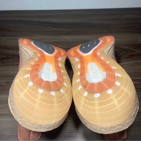 Adidas Women’s Ultraboost 21 Running Size 7.5 Ambient Blush | FY3953 | - Picture 9 of 10